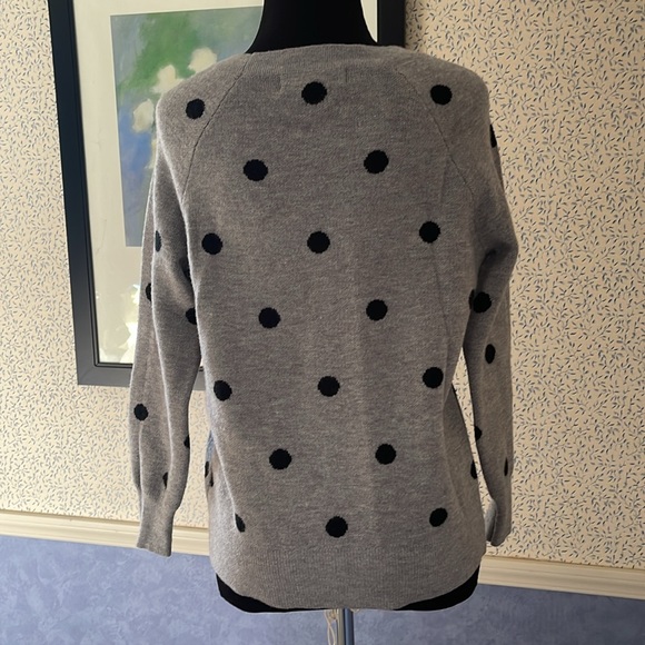Ladies, warm, crewneck, Raglan sleeve sweater - Picture 6 of 6